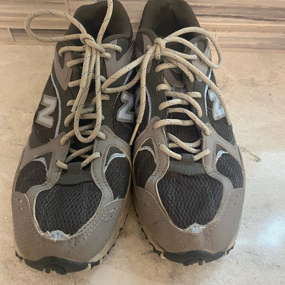 New Balance 460 Blue and Gray Athletic Shoes with Cushioned Support - Picture 3 of 7